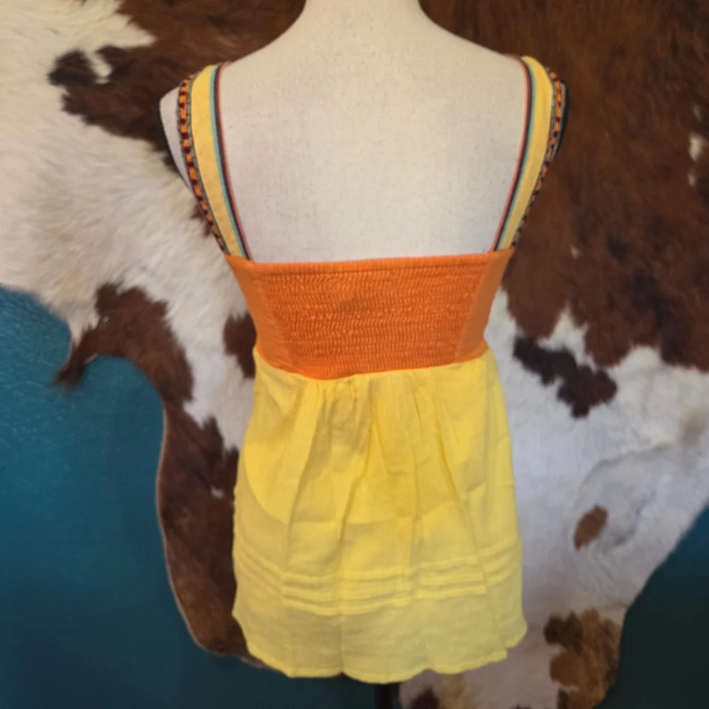Double D Ranch Coral and Orange Textured Top